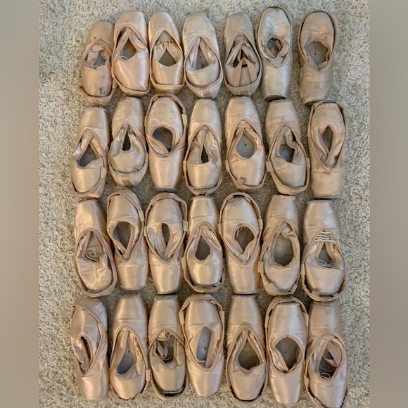 grishko Shoes Used Pointe Shoes For Art And Crafts Poshmark